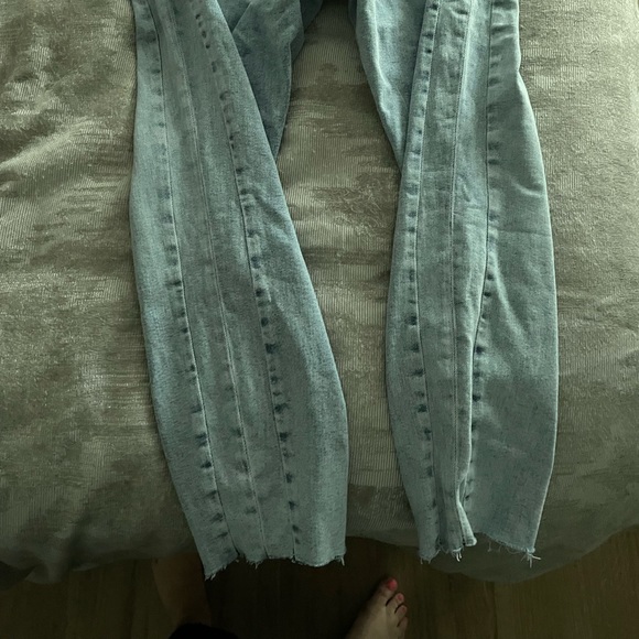 A&F High Rise Super Skinny Ankle Jeans - Picture 8 of 8